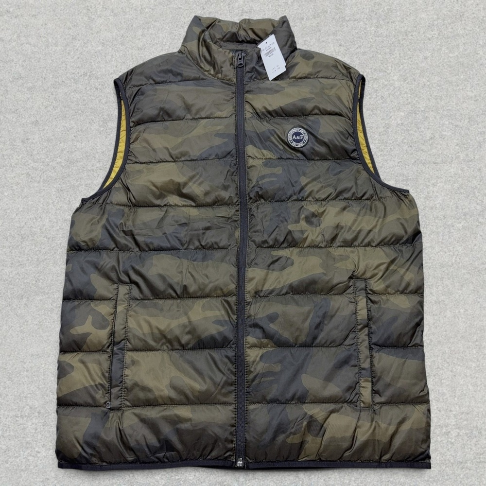 Abercrombie & Fitch Puffer Vest Mens Medium Green Camo Primaloft Packable NWT